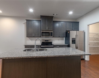 5272 Mill Way - Photo Thumbnail 6