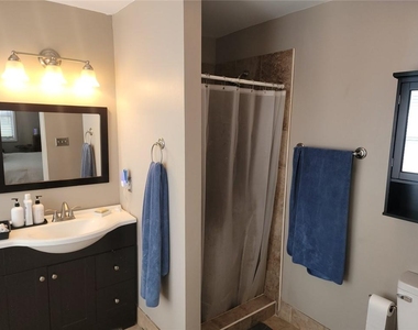 5104 Carole Place Sw - Photo Thumbnail 10