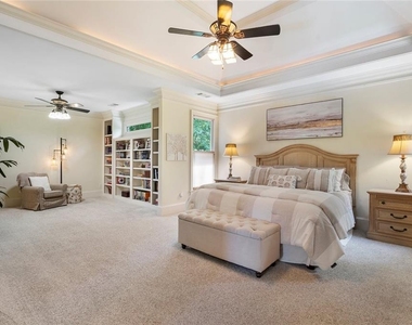 3698 Lakeview Drive - Photo Thumbnail 31