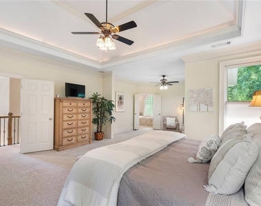 3698 Lakeview Drive - Photo Thumbnail 32