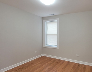 2840 W Arthur Street - Photo Thumbnail 8