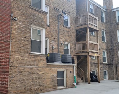2840 W Arthur Street - Photo Thumbnail 13