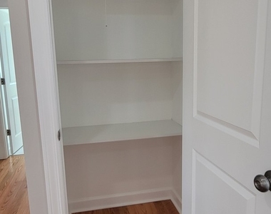 2840 W Arthur Street - Photo Thumbnail 5