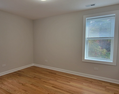 2840 W Arthur Street - Photo Thumbnail 7