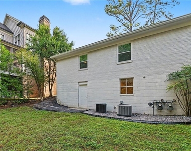2240 Stephen Long Drive Ne - Photo Thumbnail 13