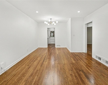 2240 Stephen Long Drive Ne - Photo Thumbnail 5