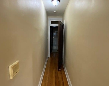 4136 N Keystone Avenue - Photo Thumbnail 6