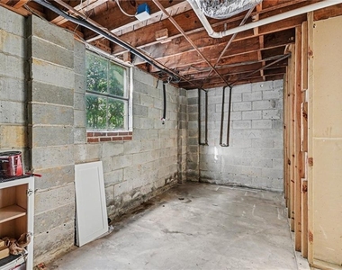 2240 Stephen Long Drive Ne - Photo Thumbnail 13