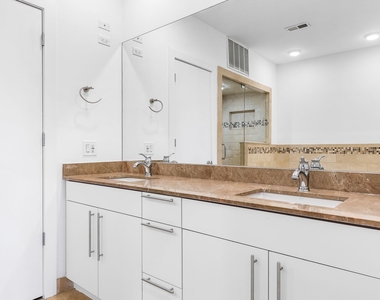 914 W Hubbard Street - Photo Thumbnail 12