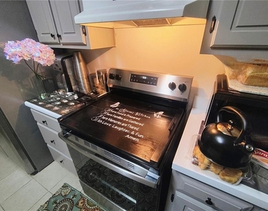11993 Red Ivy Lane - Photo Thumbnail 6