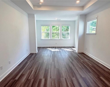 3982 Alderstone Drive - Photo Thumbnail 11