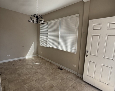 1231 Ridgeland Avenue - Photo Thumbnail 9