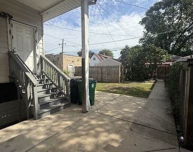 1231 Ridgeland Avenue - Photo Thumbnail 10