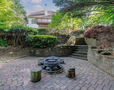6675 Olde Atlanta Parkway - Photo Thumbnail 47