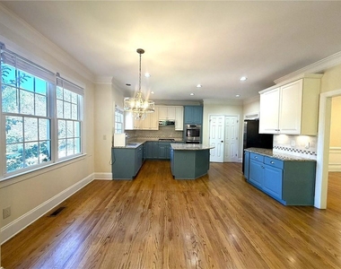 6675 Olde Atlanta Parkway - Photo Thumbnail 16
