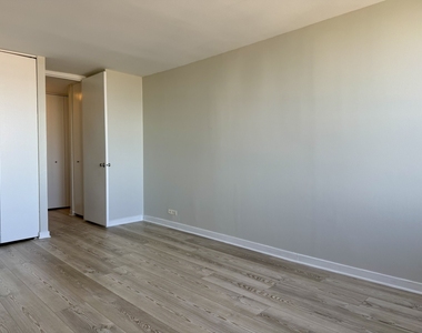 655 W Irving Park Road - Photo Thumbnail 13