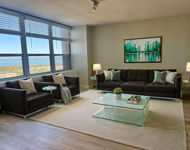 655 W Irving Park Road - Photo Thumbnail 5