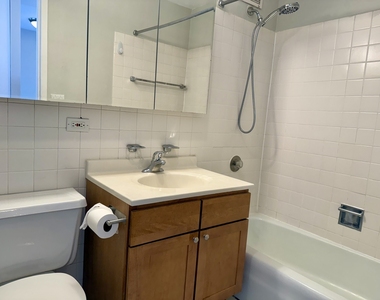 655 W Irving Park Road - Photo Thumbnail 14