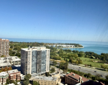 655 W Irving Park Road - Photo Thumbnail 10