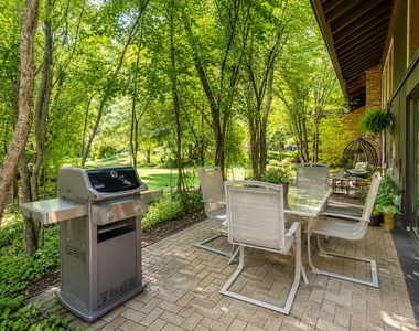 5931 Meadow Drive - Photo Thumbnail 23
