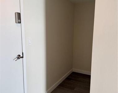 2460 Peachtree Road Nw - Photo Thumbnail 7