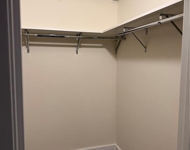 2460 Peachtree Road Nw - Photo Thumbnail 16