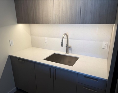 2460 Peachtree Road Nw - Photo Thumbnail 9