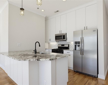 384 Ralph Mcgill Boulevard Ne - Photo Thumbnail 20