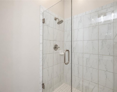384 Ralph Mcgill Boulevard Ne - Photo Thumbnail 14