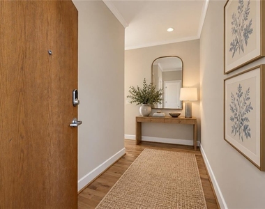 384 Ralph Mcgill Boulevard Ne - Photo Thumbnail 1