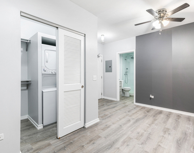 4875 N Magnolia Avenue - Photo Thumbnail 3