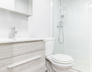 4875 N Magnolia Avenue - Photo Thumbnail 5