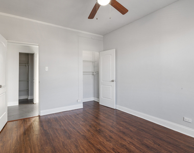 1608 W Sherwin Avenue - Photo Thumbnail 7