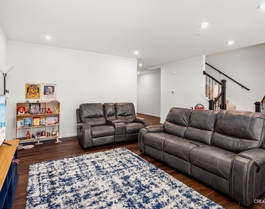 12764 S Nicholas Drive - Photo Thumbnail 4