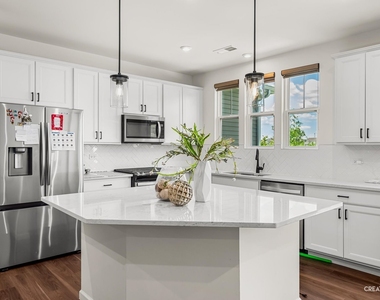 12764 S Nicholas Drive - Photo Thumbnail 2