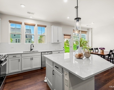 12764 S Nicholas Drive - Photo Thumbnail 3