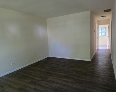 4453 S Churchill Drive - Photo Thumbnail 2