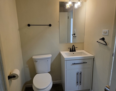 4453 S Churchill Drive - Photo Thumbnail 6
