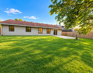 1191 Hialeah Lane - Photo Thumbnail 2
