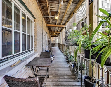 2745 W Lemoyne Street - Photo Thumbnail 16