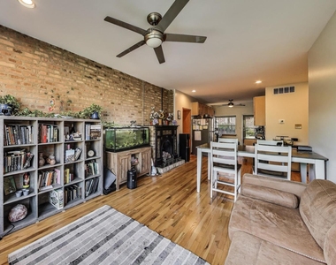 2745 W Lemoyne Street - Photo Thumbnail 5