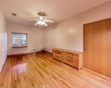 2745 W Lemoyne Street - Photo Thumbnail 11