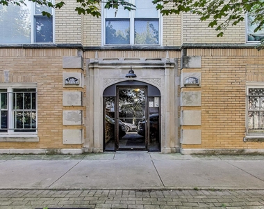2745 W Lemoyne Street - Photo Thumbnail 1