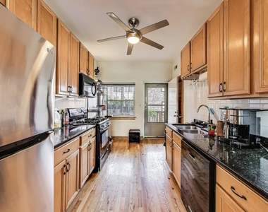 2745 W Lemoyne Street - Photo Thumbnail 8