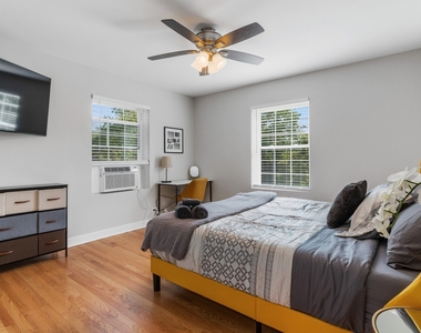 136 Ridge Avenue - Photo Thumbnail 6