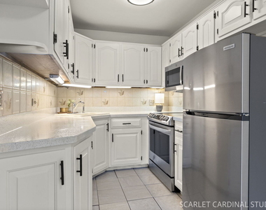 452 N Addison Road - Photo Thumbnail 4