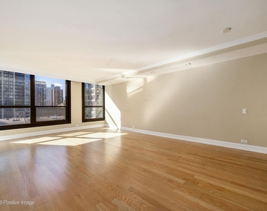 1030 N State Street - Photo Thumbnail 3