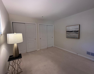1635 N Milwaukee Avenue - Photo Thumbnail 19