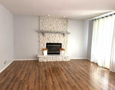 1226 Bradford Lane - Photo Thumbnail 8