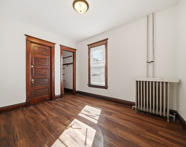 13400 Greenwood Avenue - Photo Thumbnail 15